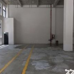 1楼420㎡独门独户适合各行各业