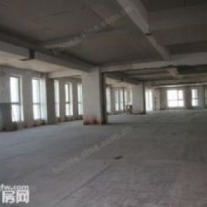 一楼1000平方，2楼1200平方3楼1200平方