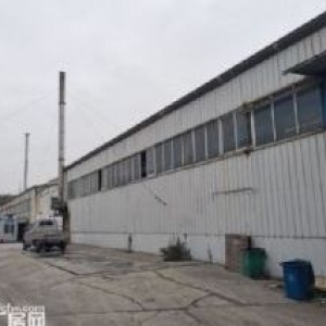 厂房出租，龙湾滨海独门独院1楼1500平米，高8米，有行车货