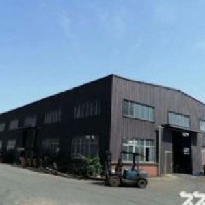 厂房出租龙湾滨海一楼300平米，有行车，电大，适合法兰，机械