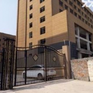 出租龙湾蒲州建筑8500㎡，全新厂房，消防配套区，宜轻工生产