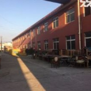 鹅湖工业区 1到2层2200平方