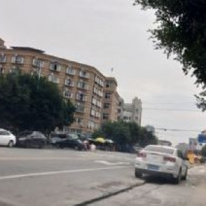 瓯海经济开发区1楼1000平方，适合店面