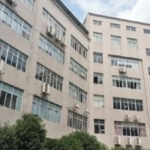 高翔标准厂房4000平方，可做公寓，