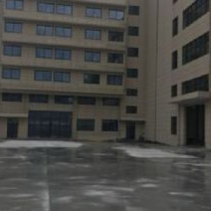 平阳万全工业区厂房8000平米独门独院出售，厂房形象好。