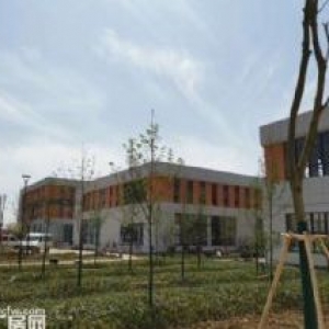 宁波2100㎡全新机械厂房出售，有产权，首付2成，可按揭8成