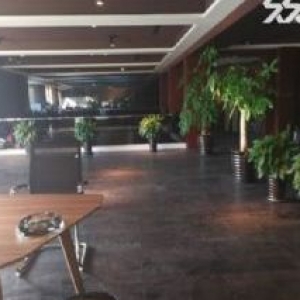 文昌路6.5亩，建筑8000方，精装办公，投资、自用均可