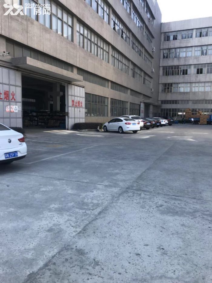 莘塍东新工业区厂房1900平米出租适合各种行业。