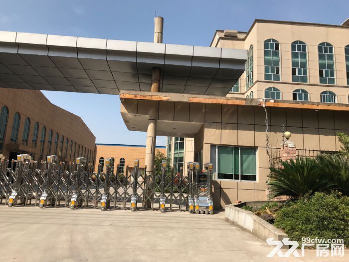 东山工业区厂房1350平米出租货梯5吨价格15元-图3