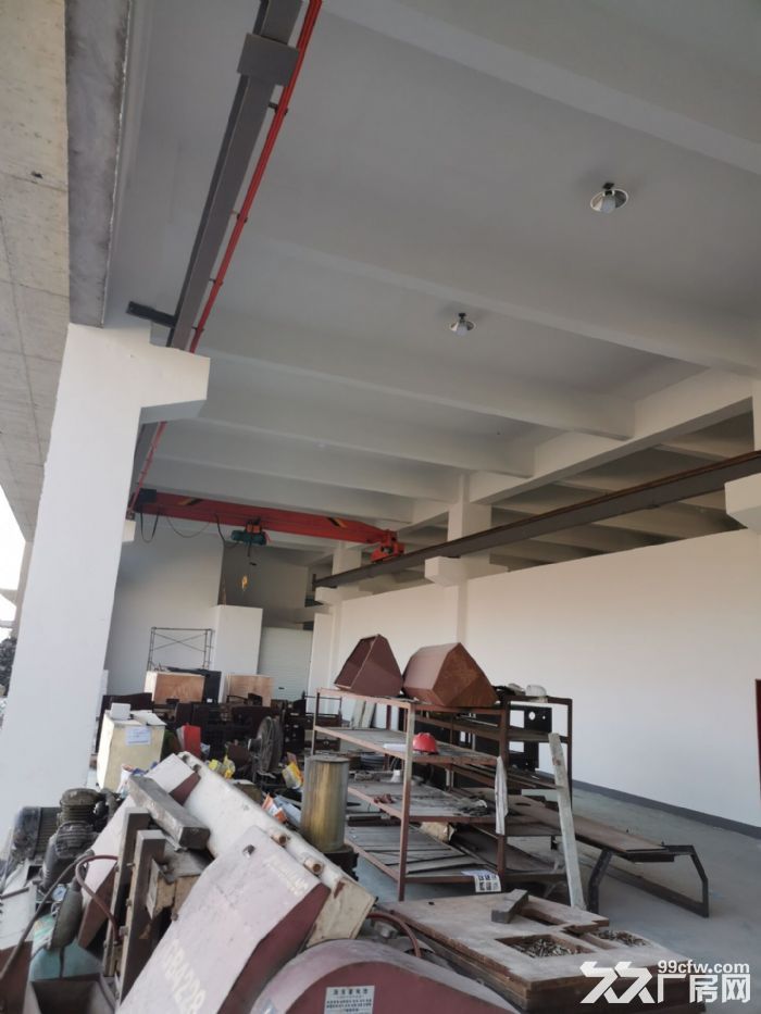 厂房出租龙湾滨海，6300平，适合五金，磨具锁注塑，汽配，卫浴，服装鞋，各行各业