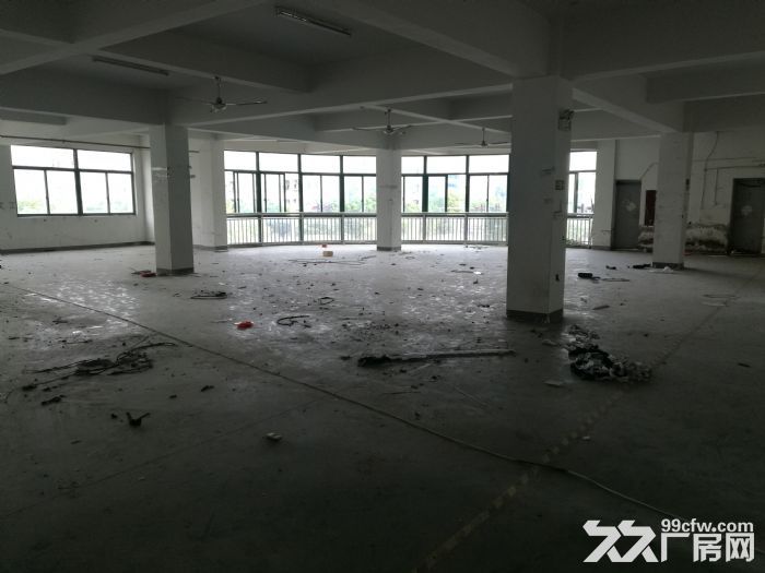 鹿城轻工园区3楼1300平方出租