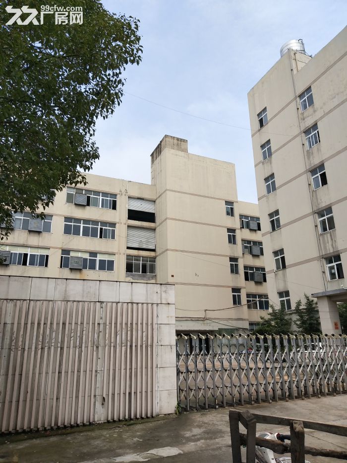 高翔标准厂房1100平方，已腾空