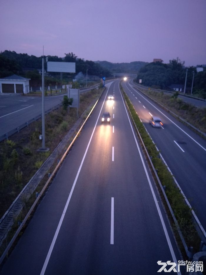 高翔工业区标准厂房700平方一个平面适合办公，淘宝电商。-图2