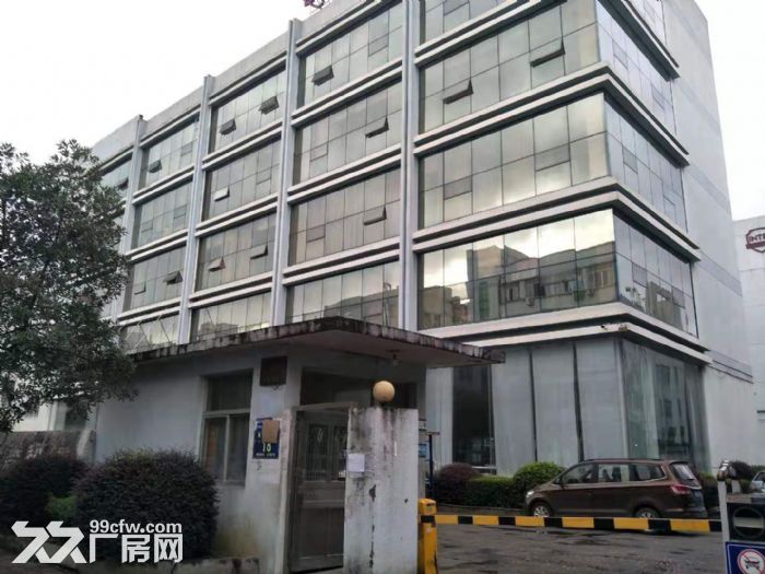 梧田工业区全新独栋2100平方，适合装搭，仓库，电商办公等