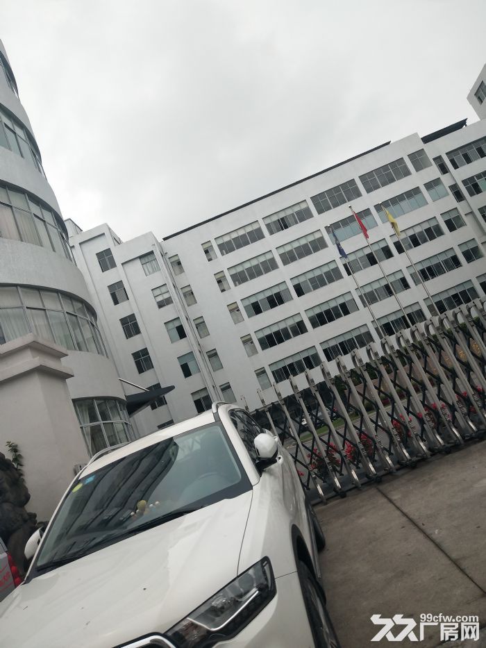 炬光园4楼600平方，适合仓库