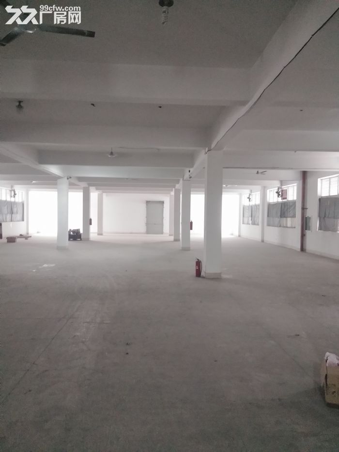 东庄工业区1楼800平方，可用