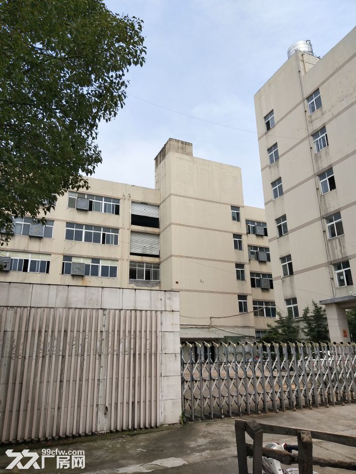 炬光园标准仓库400平方